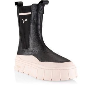 PUMA Mayze Stack Leather Chelsea Boots. Size 7. MSRP $110